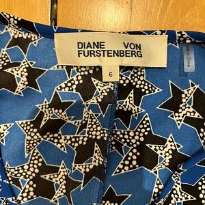Royal blue with black stars Diane Von Furstenberg wrap dress, size 6